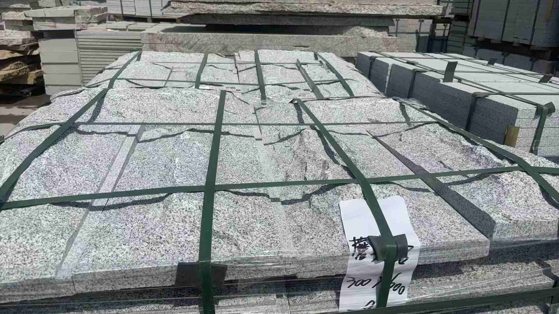 云南蘑菇石 自然面