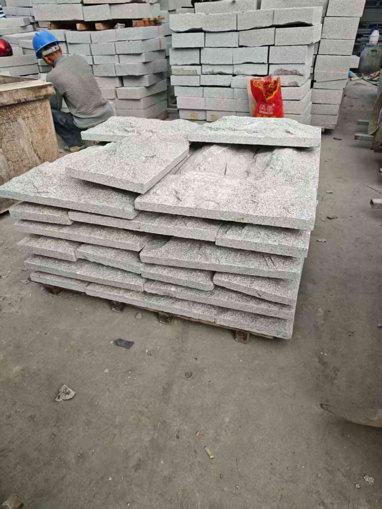 云南芝麻白蘑菇石，自然面